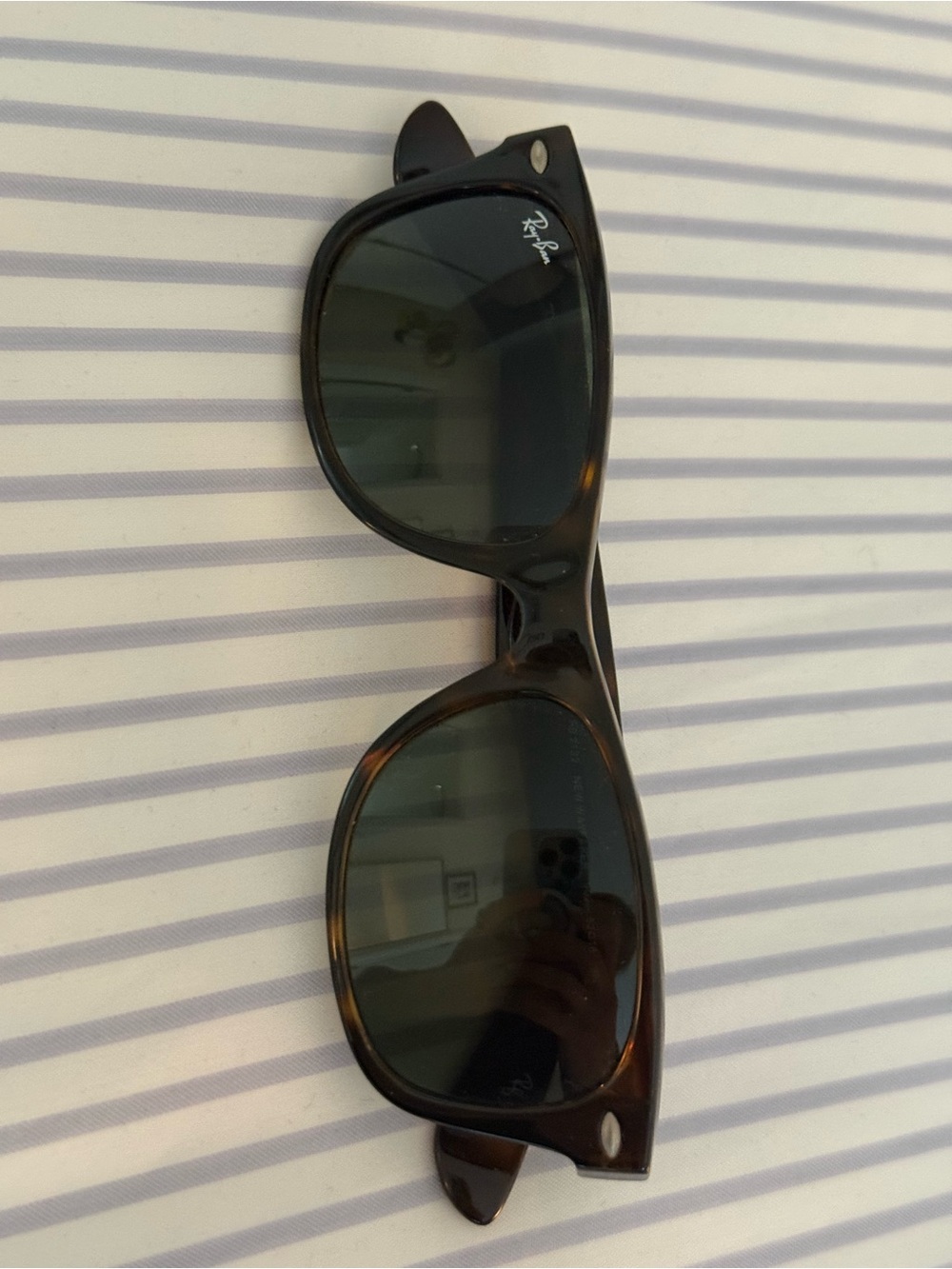 Ray-Ban Men's Black Tortoise Wayfarer Sunglasses